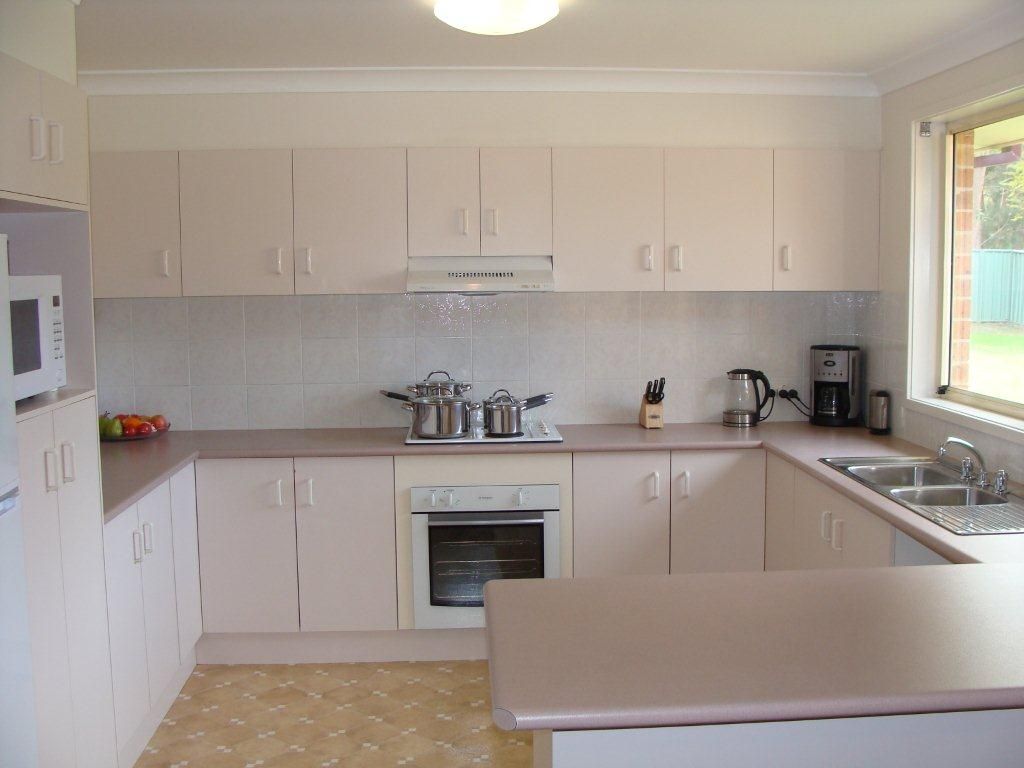42 Lydon Crescent, WEST NOWRA, NSW 2541