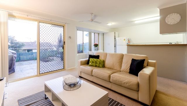 1160 Creek Road, CARINA HEIGHTS QLD 4152