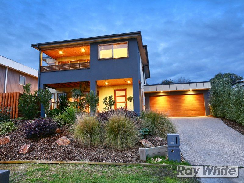 1 Greenhill Road, ROSEBUD VIC 3939