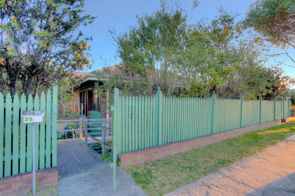 25 King Street, STOCKTON, NSW 2295