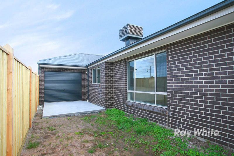 40 Alarah  Boulevard, CRANBOURNE, VIC 3977