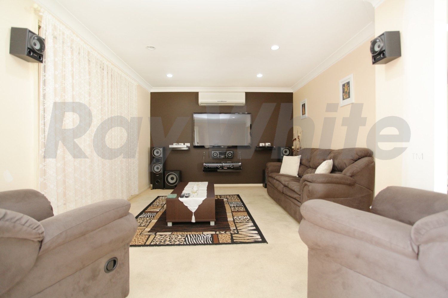 1A Woodlands Drive, GLENMORE PARK, NSW 2745
