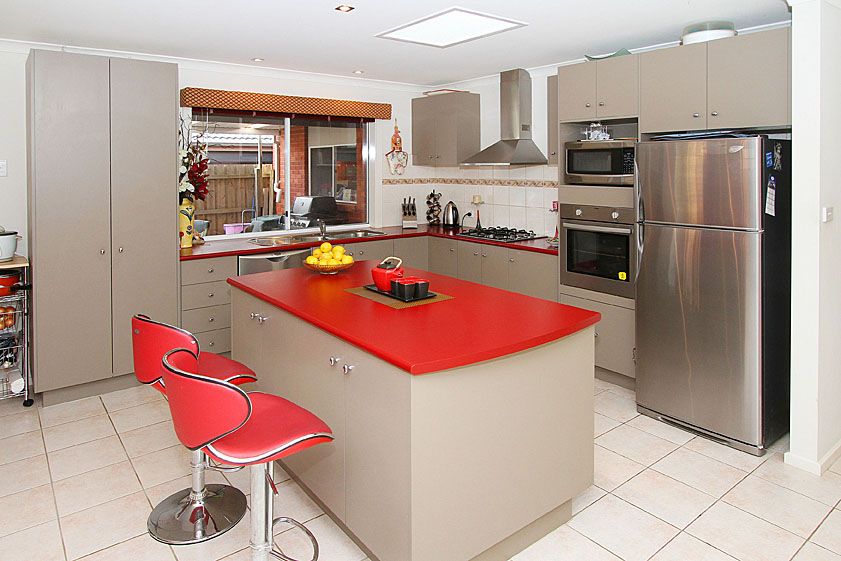 7 Neddletail Crescent, SOUTH MORANG, VIC 3752