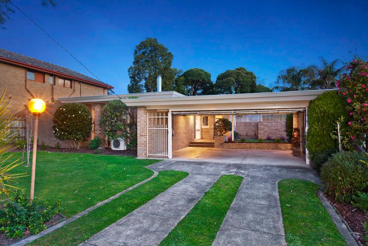20 Woodhouse Road, DONCASTER EAST VIC 3109