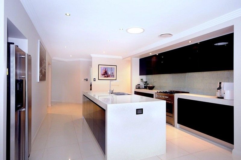 9 Bonville Court, MIDDLE RIDGE, QLD 4350