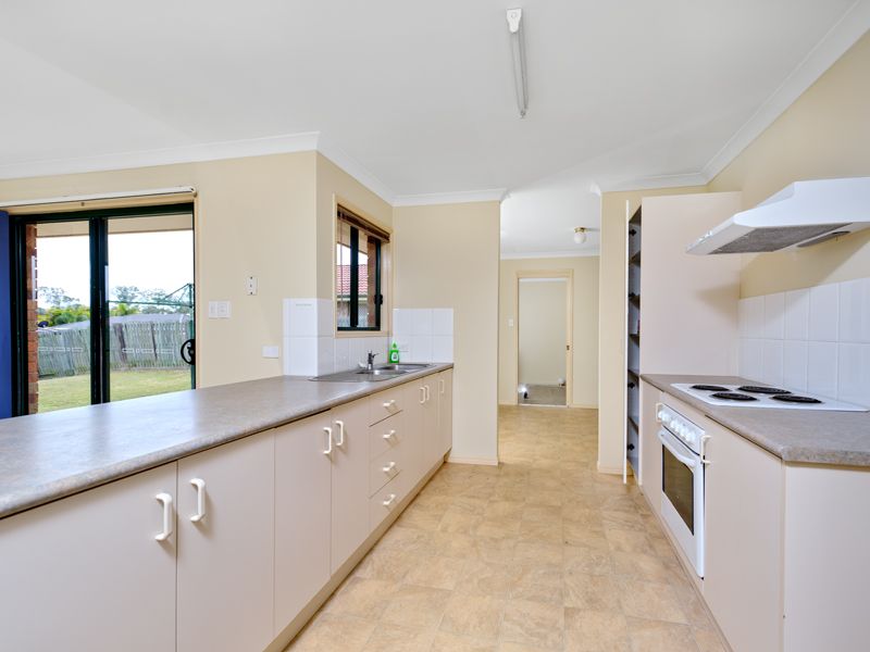 13 Macarthy Road, MARSDEN QLD 4132