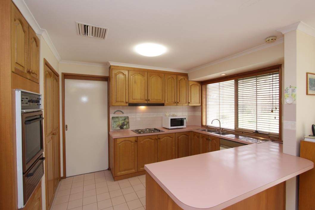 2 Thompsons Lane, HEATHCOTE, VIC 3523