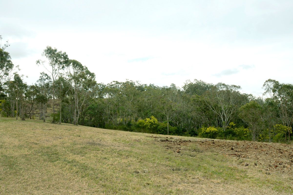 17 Hell Hole Creek Road, PRESTON, QLD 4352