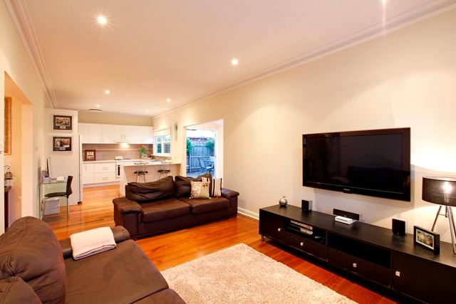 44 McMahon Road, RESERVOIR, VIC 3073