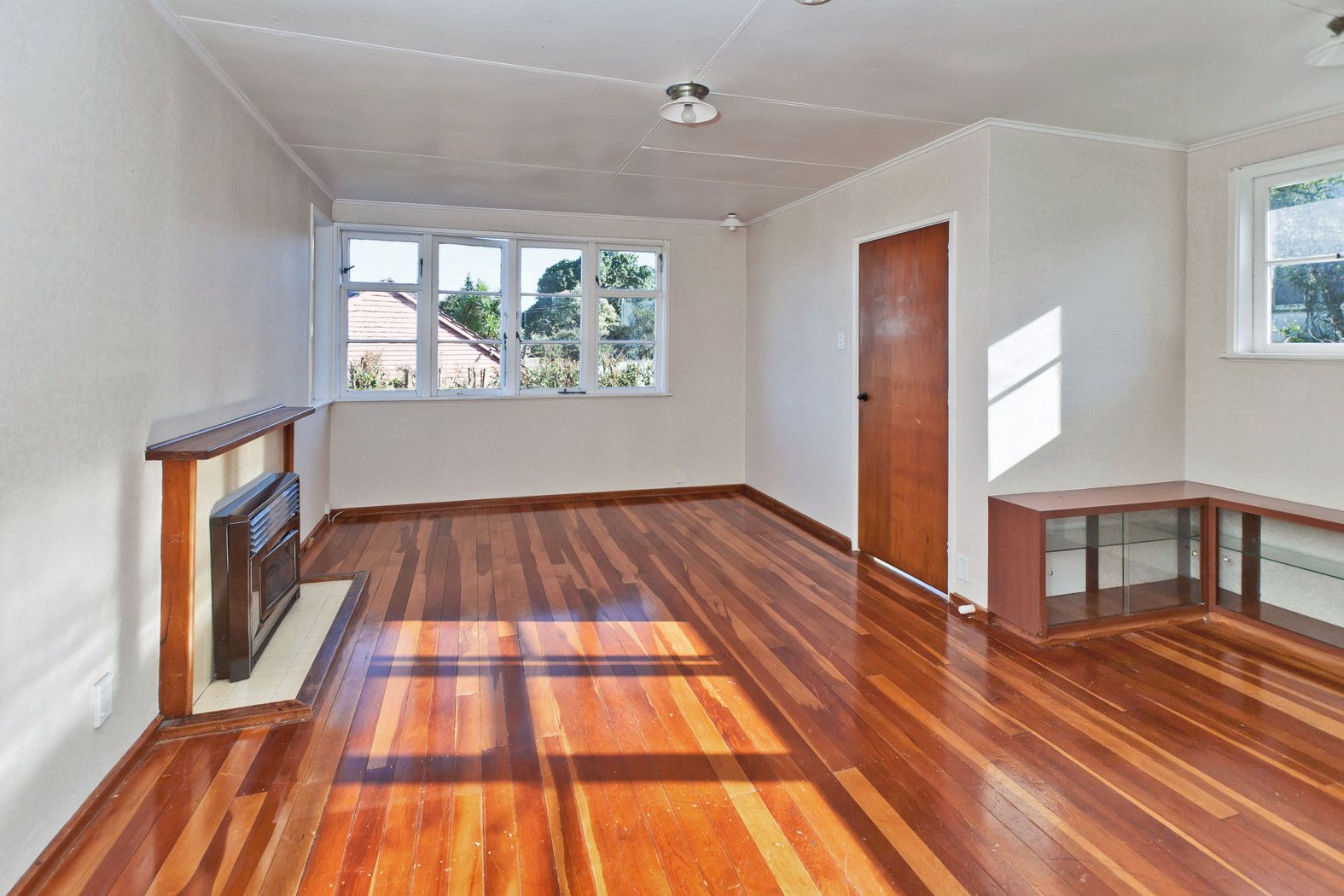 12 Milliken Avenue, MT ROSKILL, Auckland City