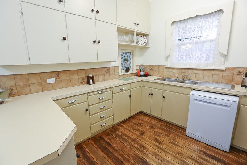 8 Deakin Parade, MILDURA, VIC 3500