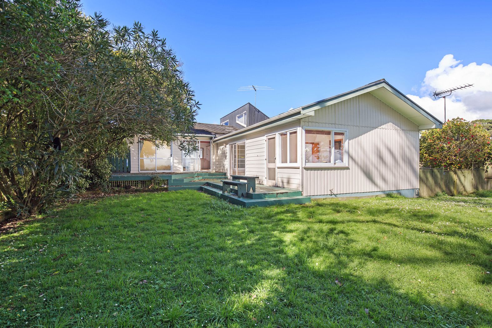8 Domain Road, Weymouth, Manukau City