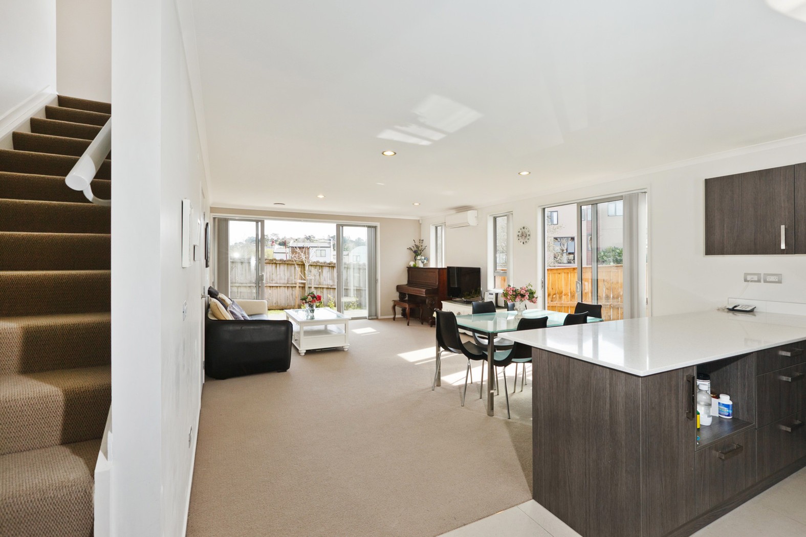 14 Andersons Road, ALBANY, North Shore City