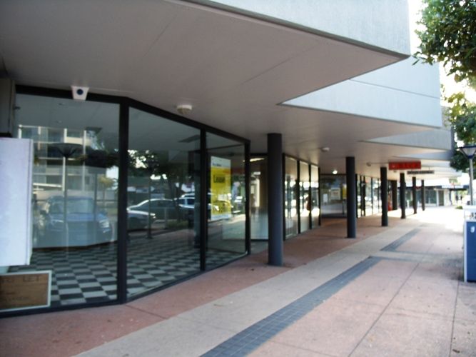 Shop 1 / 2 Ocean Street, MAROOCHYDORE, QLD 4558