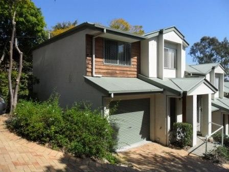 26 Wyndham Street, HERSTON QLD 4006