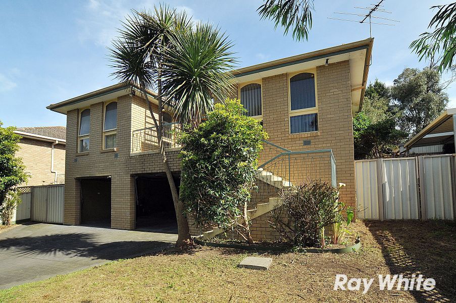 42 Brentwood Drive, WANTIRNA, VIC 3152