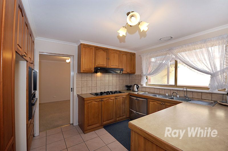 5 Beccie Court, FERNTREE GULLY, VIC 3156