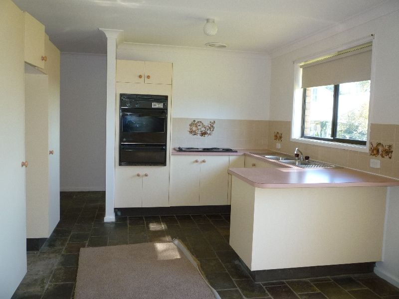 11 Rothley Gardens, RATHMINES, NSW 2283