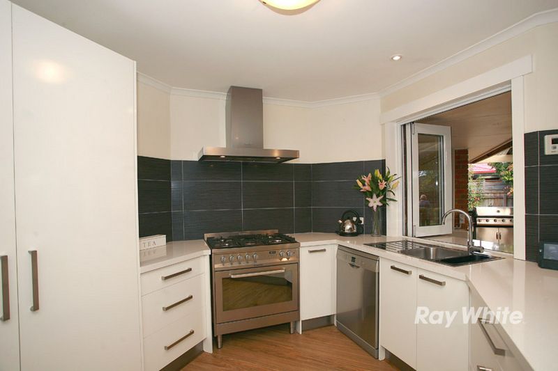 62 Hamilton Drive, CRANBOURNE NORTH, VIC 3977
