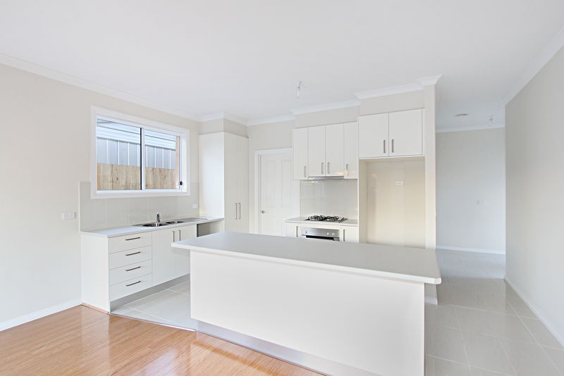 2/83 Oakwood Avenue, NOBLE PARK, VIC 3174
