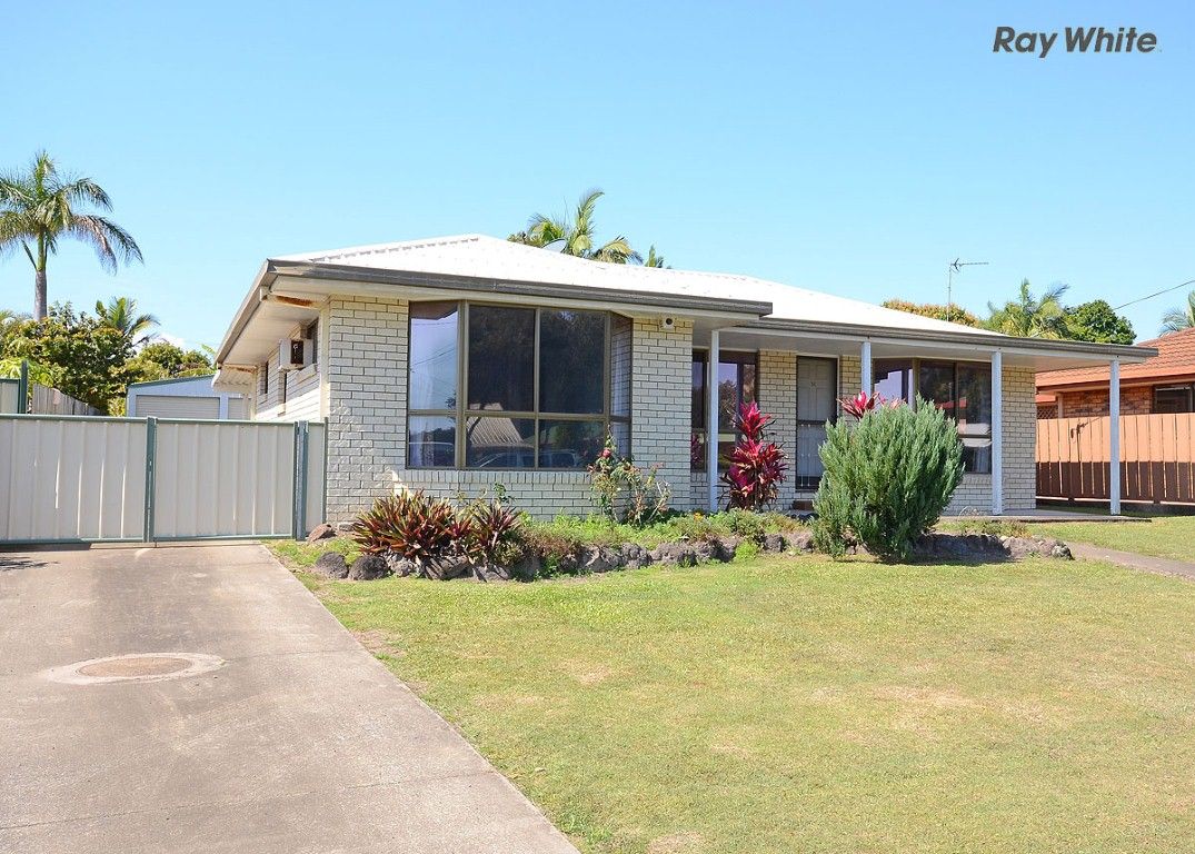 24 Hamer Drive, URANGAN, QLD 4655
