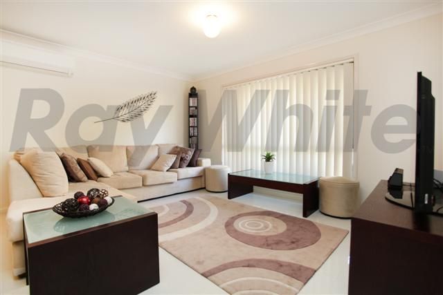 4/113 The Lakes Drive, GLENMORE PARK, NSW 2745