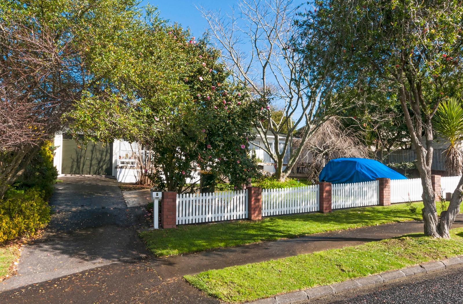 7 Borrowdace Avenue, Botany Downs, Manukau City