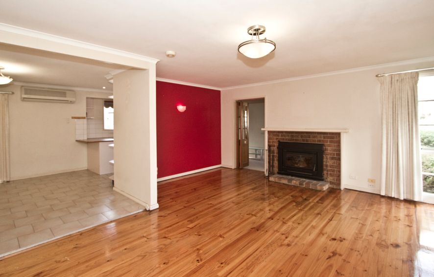 44 Greenhills Road, BUNDOORA, VIC 3083