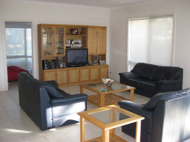 22 Muirfield Close, HEATHERTON, VIC 3202