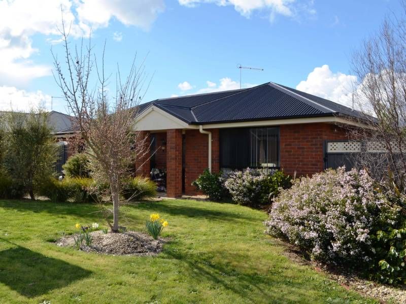15 Bethune Place, NEWNHAM TAS 7248