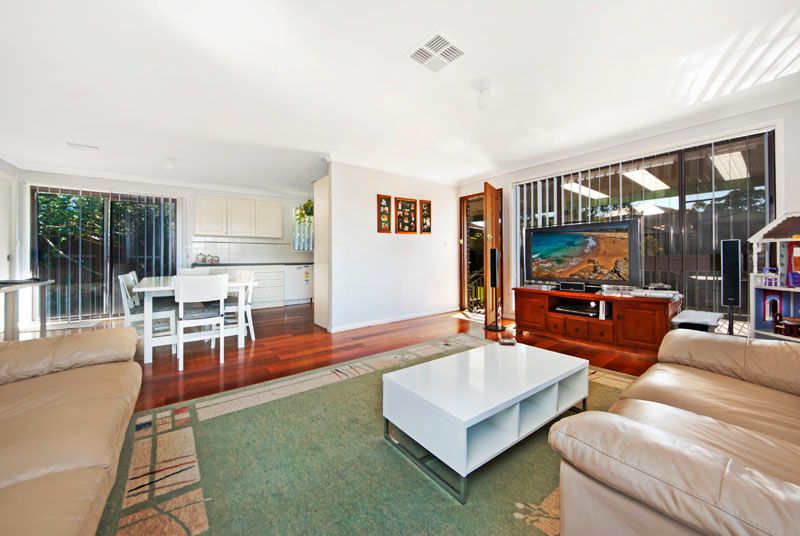 1 Prior Close, ILLAWONG, NSW 2234