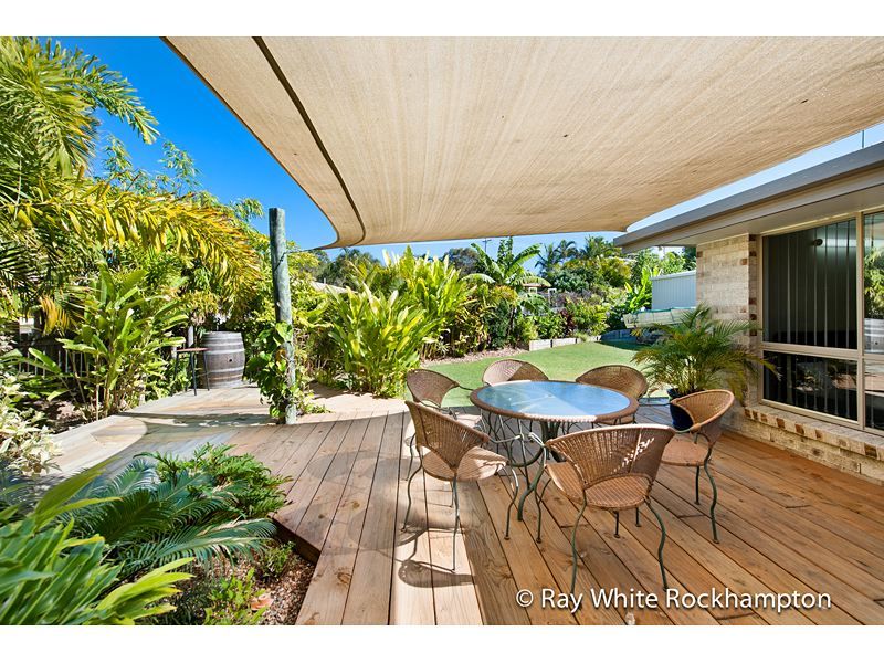 21 Van Haeren Street, KAWANA, QLD 4701