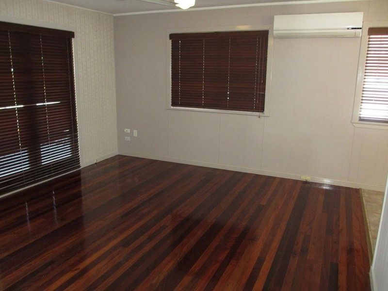 116 Kempsie Road, UPPER MOUNT GRAVATT, QLD 4122