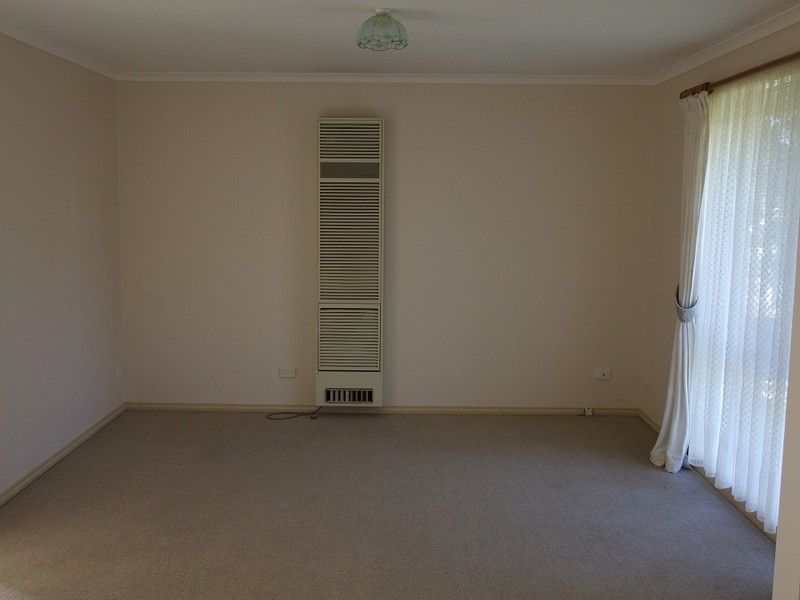 12 Edan Court, PAKENHAM, VIC 3810