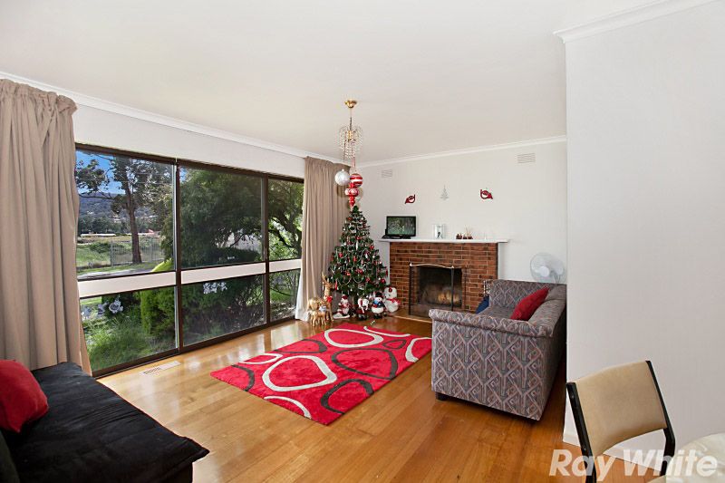 18 Cornhill Street, FERNTREE GULLY, VIC 3156