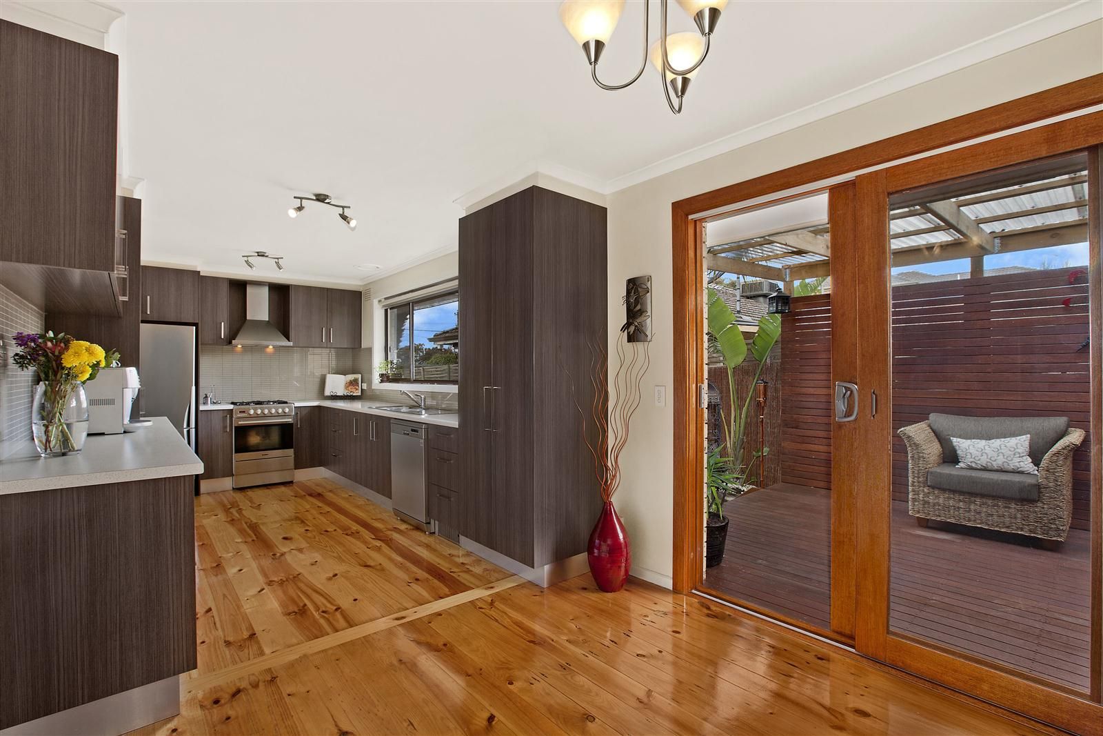 1 Leeds Street, DONCASTER EAST VIC 3109