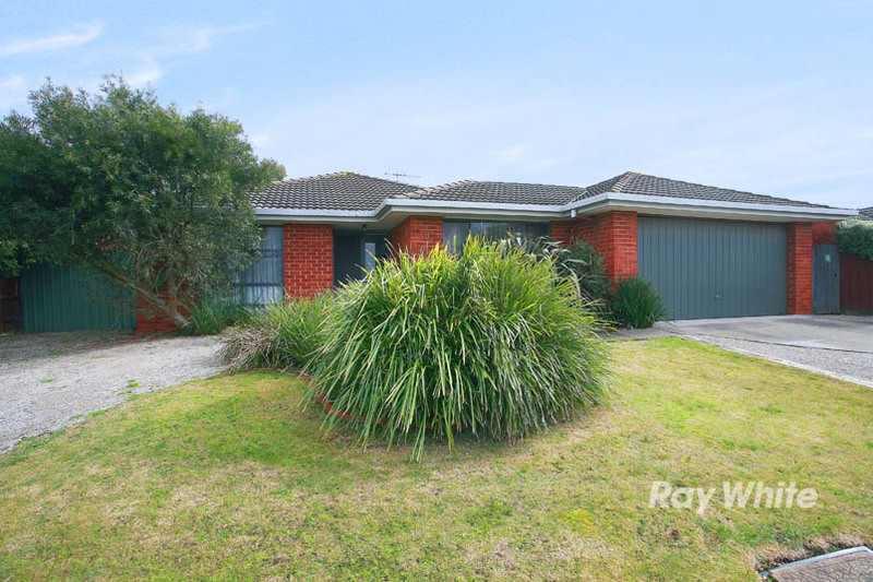 9 Seacombe Place, CRANBOURNE, VIC 3977