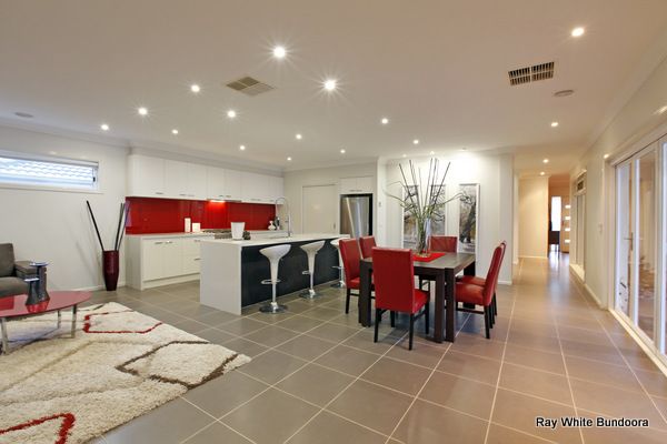 12 Kiora Avenue, DOREEN, VIC 3754