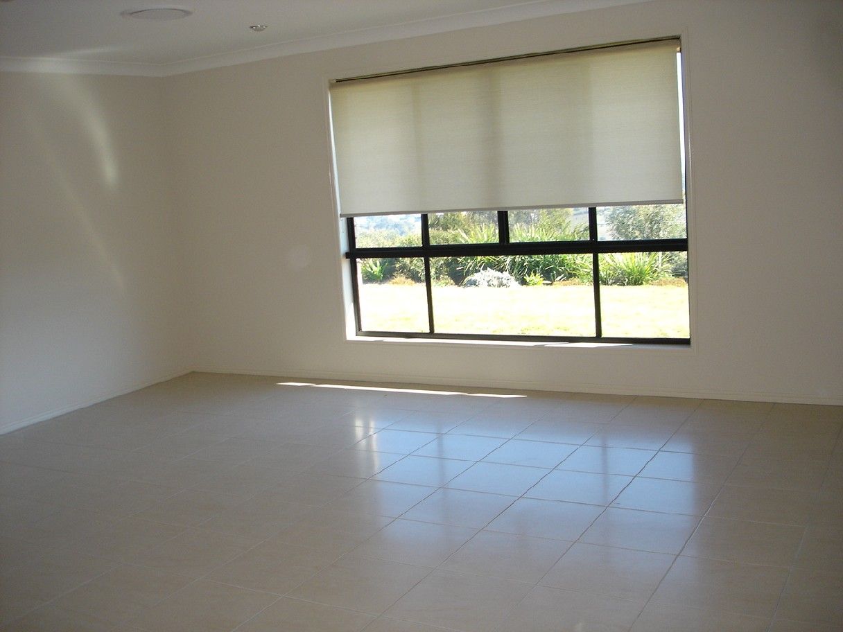 14 Petria Court, MERINGANDAN, QLD 4352
