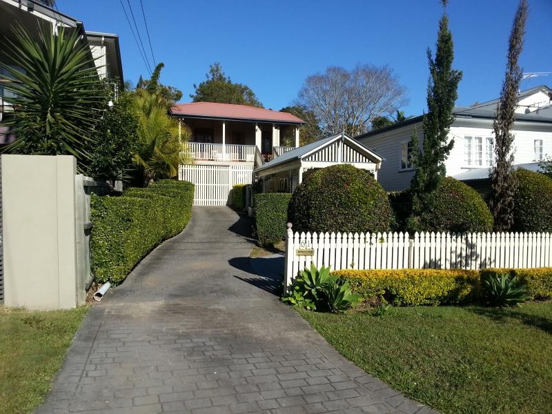 61 Empress Terrace, BARDON, QLD 4065