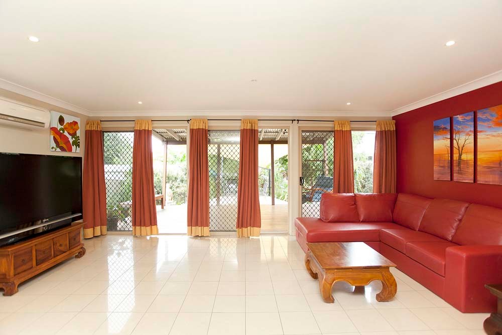 61 Kempsie Road, UPPER MOUNT GRAVATT, QLD 4122