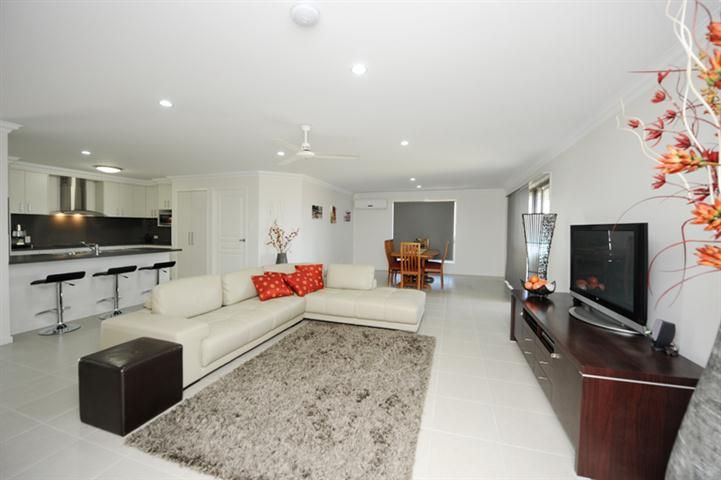 9 Scorpius Place, TELINA, QLD 4680