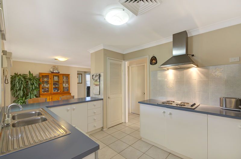 9 Armitage Avenue, HORSLEY, NSW 2530