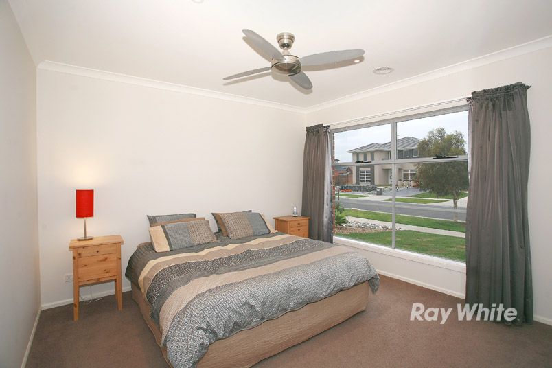 24 Alysha Avenue, LYNDHURST, VIC 3975