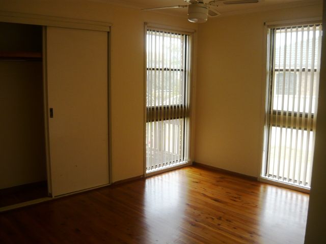 21 Morna Street, GREENFIELD PARK, NSW 2176