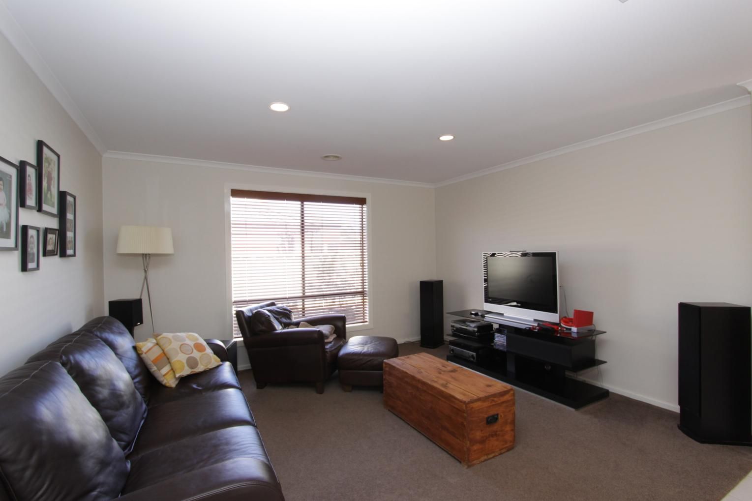 6 Bushwalk Grove, EPSOM, VIC 3551