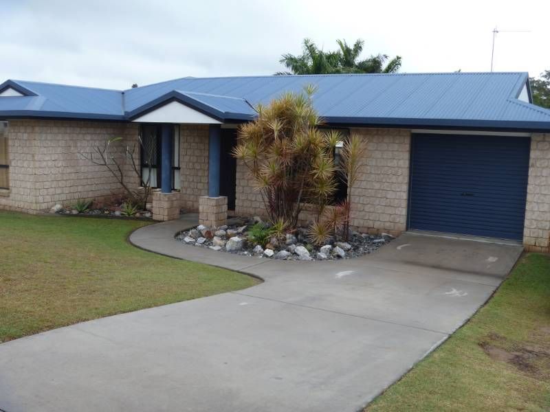 12 Col Brown Avenue, CLINTON, QLD 4680