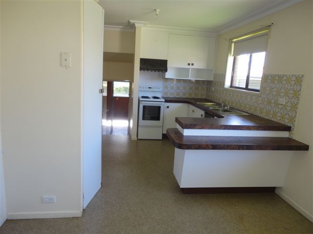 10 Dumba Street, HARRISTOWN, QLD 4350