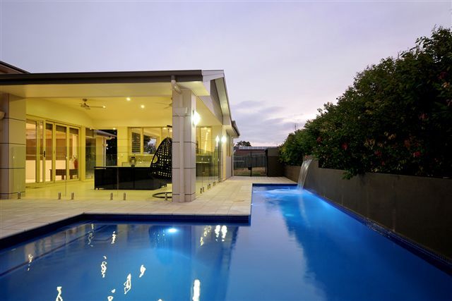 3 Lupin Court, CENTENARY HEIGHTS, QLD 4350