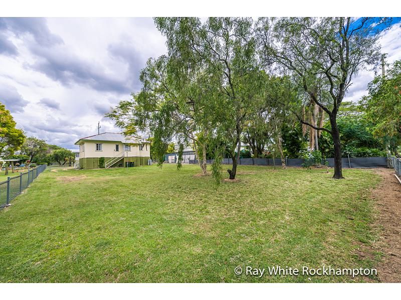 10 Ingram Street, PARK AVENUE, QLD 4701